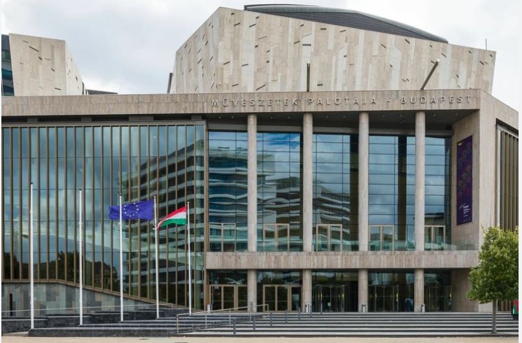 Müpa cikk
